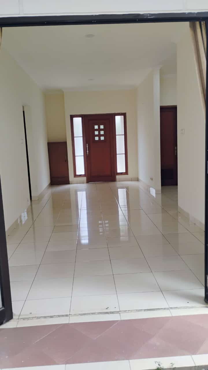 DiJual Rumah di Cluster Water Garden Grand Wisata